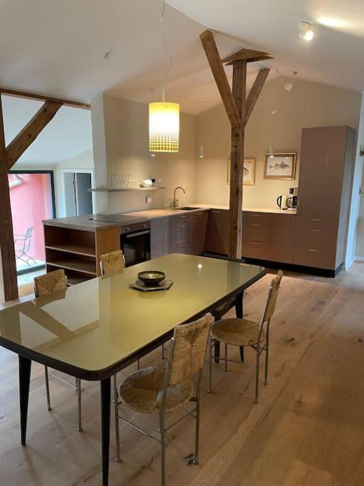 Grosse Wohnung Mit Loggia Templin Ngoại thất bức ảnh