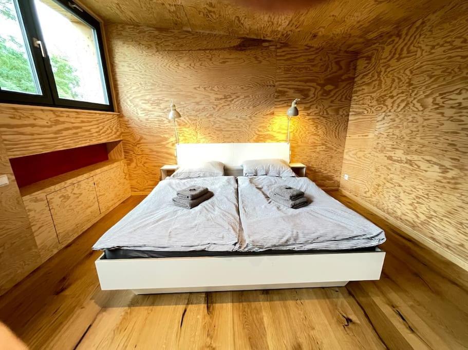 Grosse Wohnung Mit Loggia Templin Ngoại thất bức ảnh