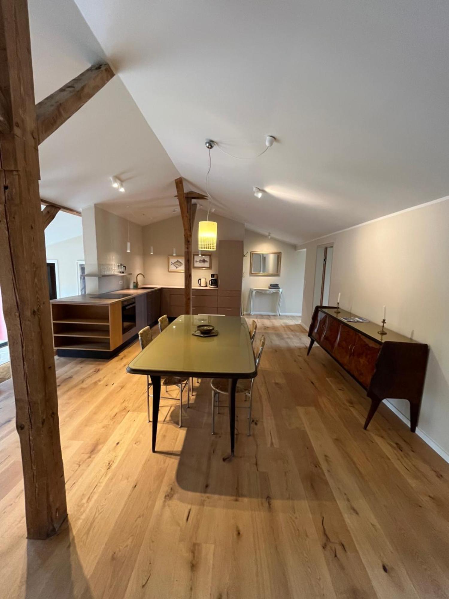 Grosse Wohnung Mit Loggia Templin Ngoại thất bức ảnh
