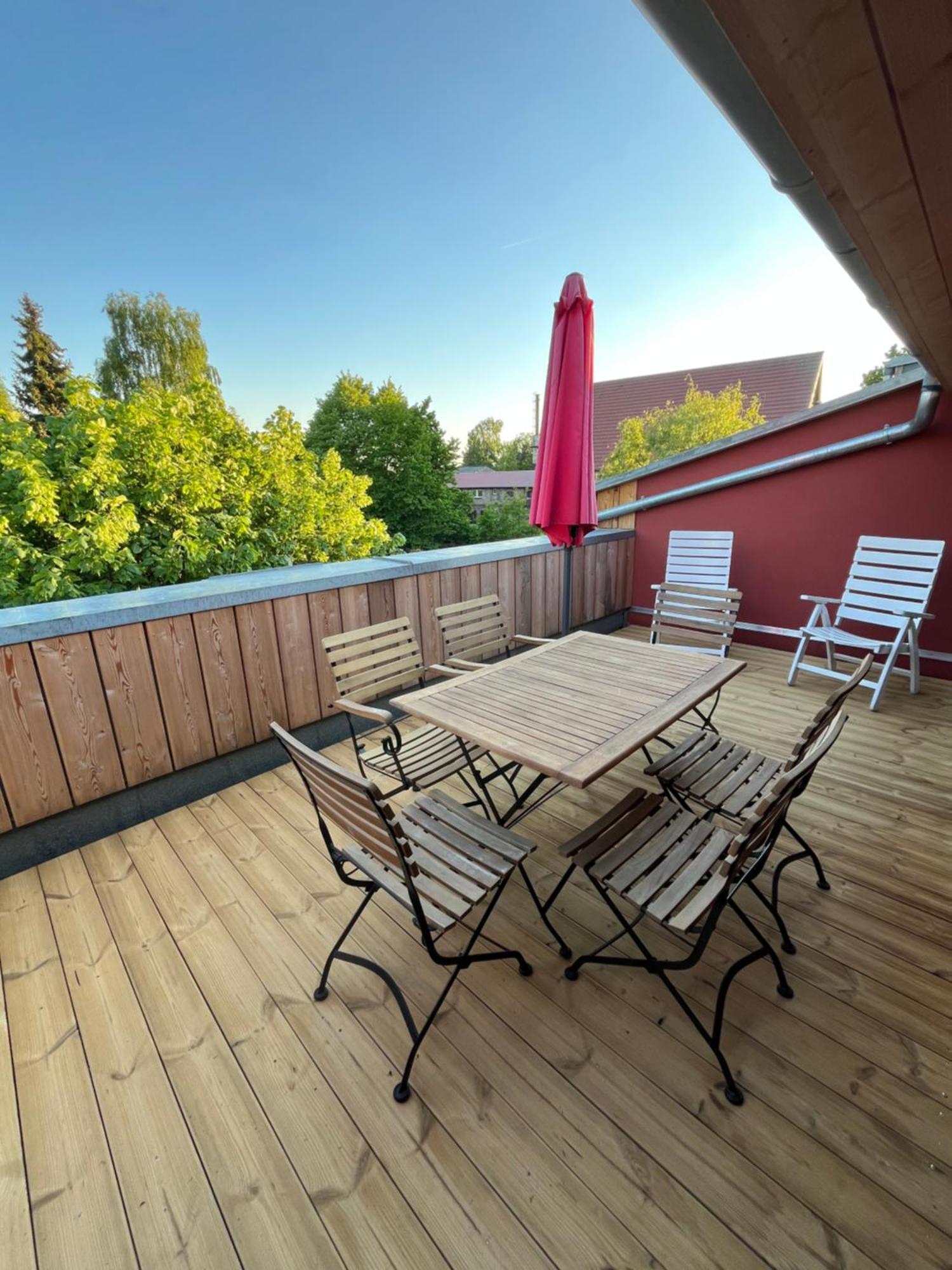 Grosse Wohnung Mit Loggia Templin Ngoại thất bức ảnh